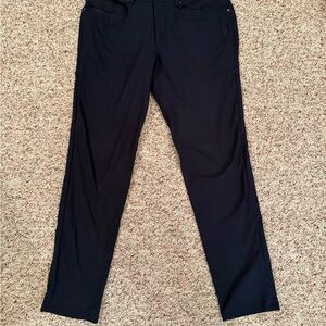 Lululemon Men’s Navy ABC Pants Size 32 Slim-Fit